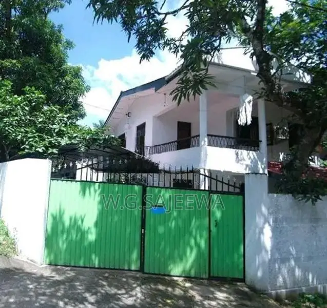 Main Road Facing 2 Storey House Sale in Pannipitiya