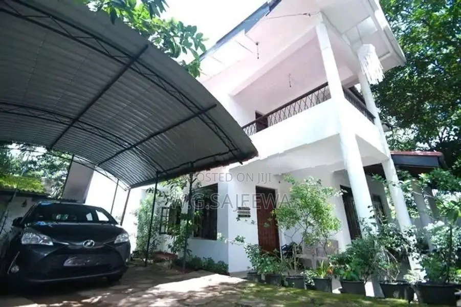 Main Road Facing 2 Storey House Sale in Pannipitiya