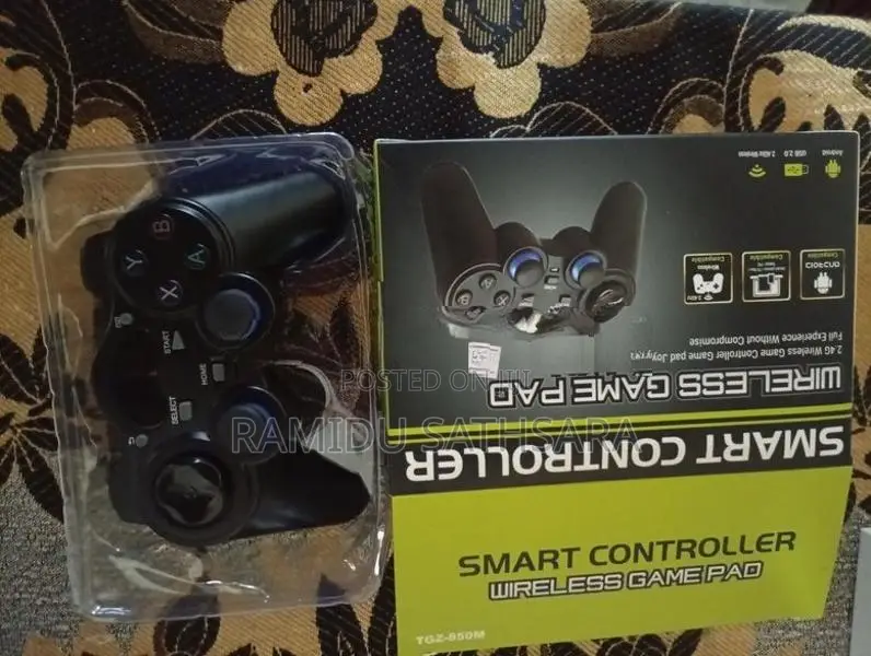 PS4 Controller