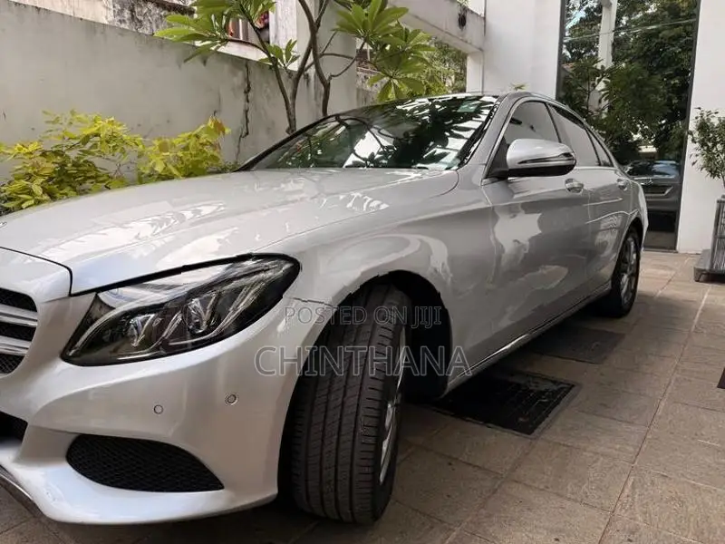 Mercedes Benz C180 Avantgarde 2016