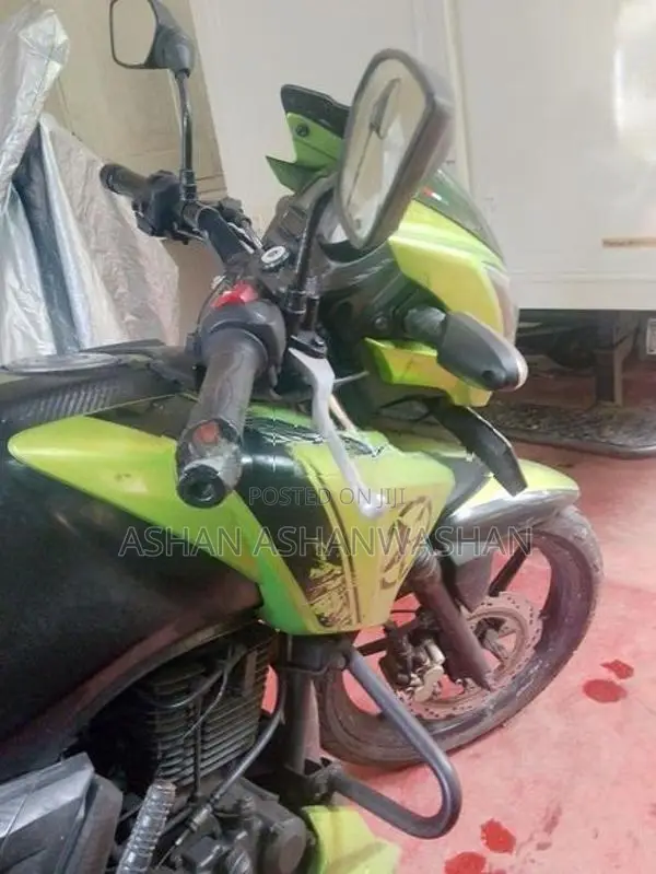 TVS Apache RTR 150 2015 2016