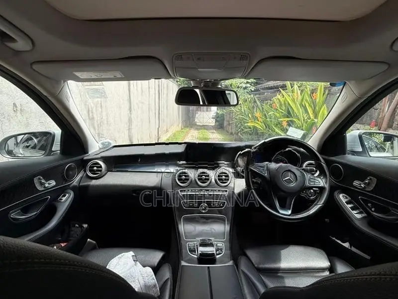 Mercedes Benz C180 Avantgarde 2016