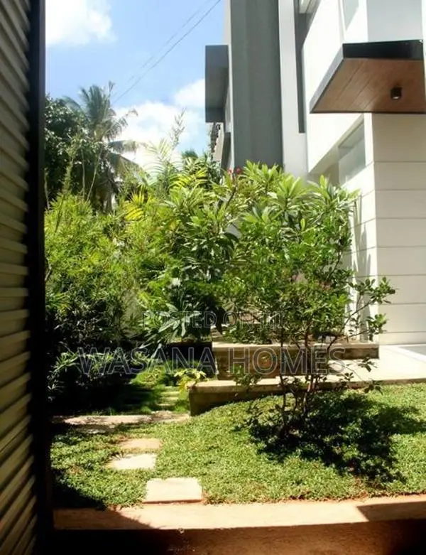 Beautiful House for Sale Boralesgamuwa