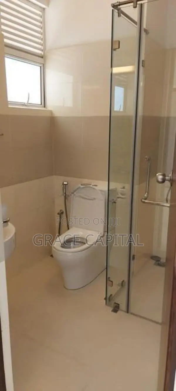 Unfurnished Apartment for Sale in Colombo 5