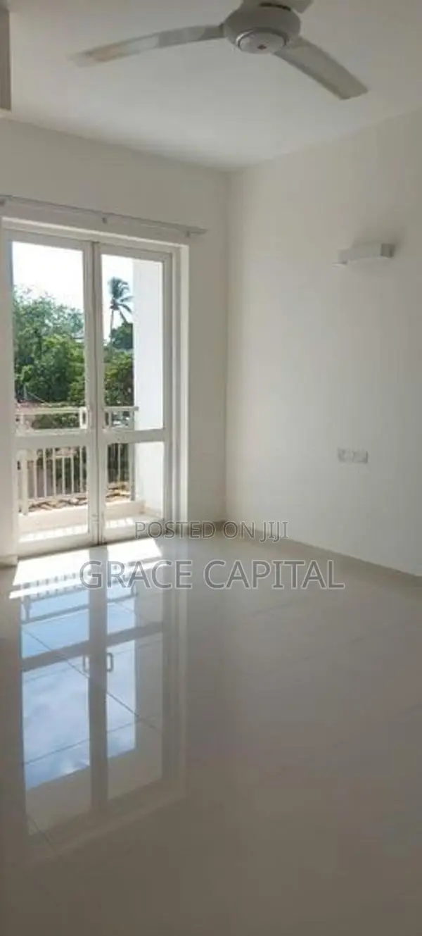 Unfurnished Apartment for Sale in Colombo 5