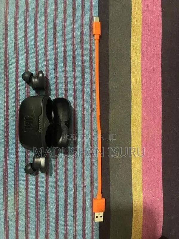 JBL Tune 130nc Earbud