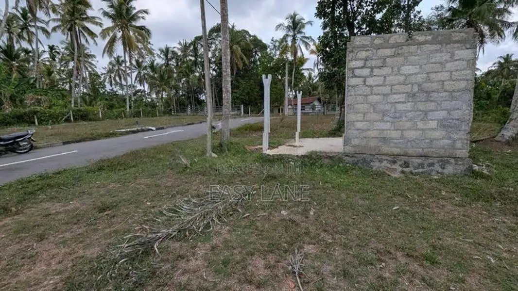 Land for Sale in Kalagedihena