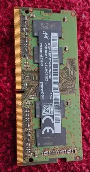 DDR 4 2400 4GB RAM