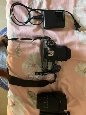 Canon EOS 77D DSLR Camera
