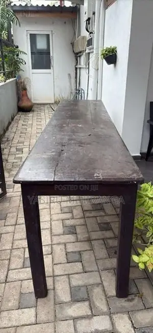 Class Tables with Bench