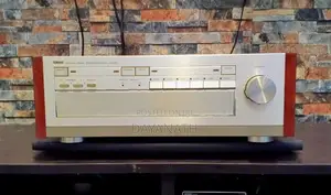 Yamaha A-2000 Sterio Amplifier