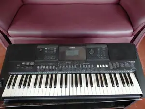 Yamaha PSR-E463 Keyboard
