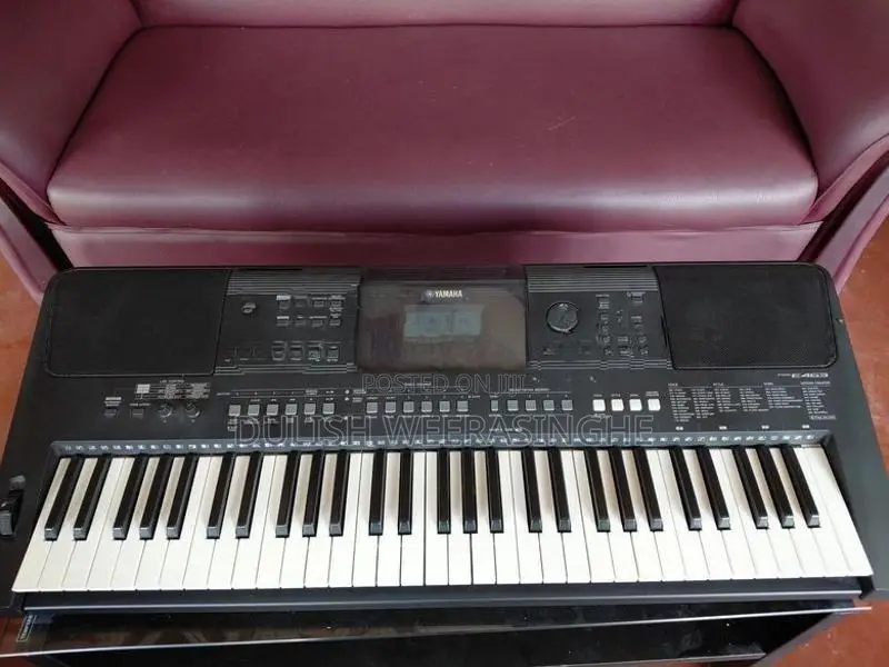 Yamaha PSR-E463 Keyboard
