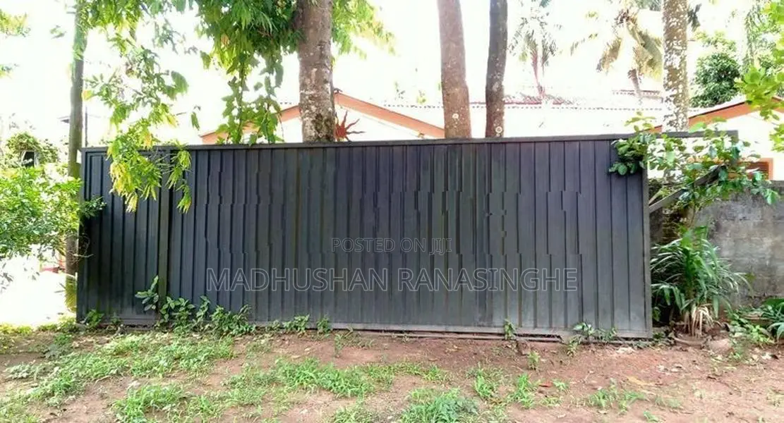 20 Ft Sliding Iron Gate