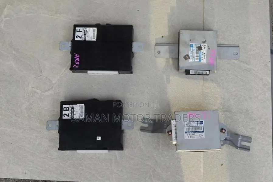 Suzuki Swift ht51s ECU