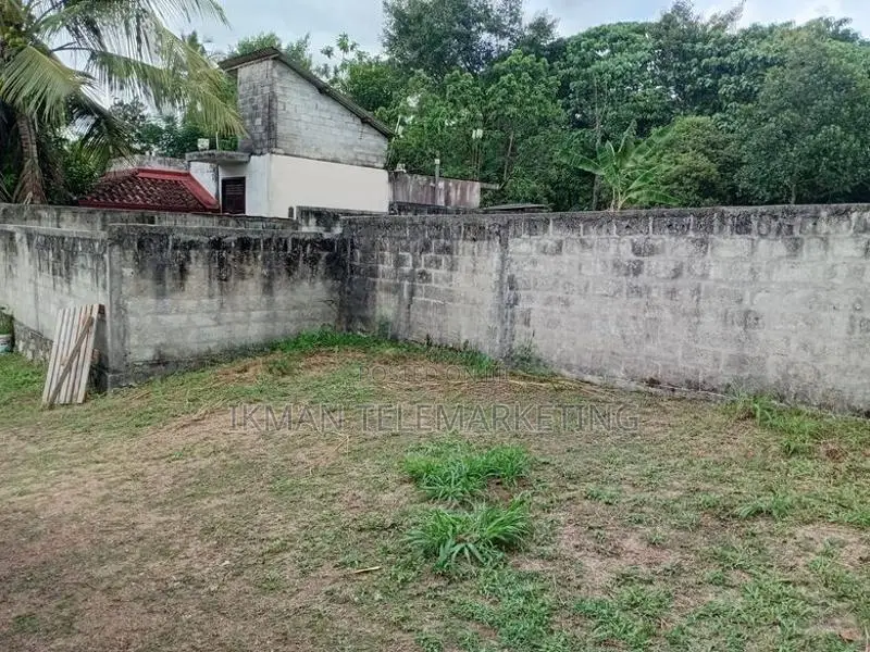 Land for Sale in Hokandara