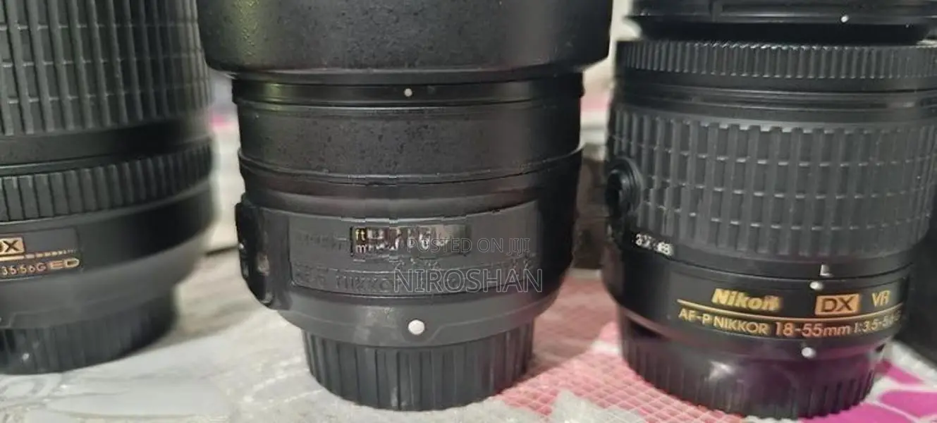 Nikon D5300 Camera with Lens, Speed Light