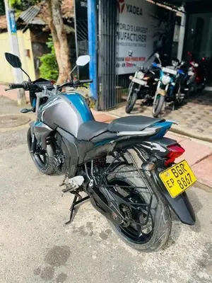 Yamaha FZ V 2 2017