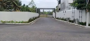 වත්තල අවටින් ඉඩමක් විකිණීමට