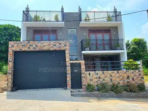 5 minutes to Highway / Best Quality Mordern 3 Storied House -Kahatuduw