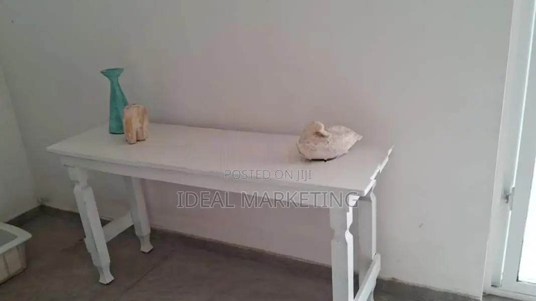 Colombo 04 - Fully Furnished Apartment for Rent