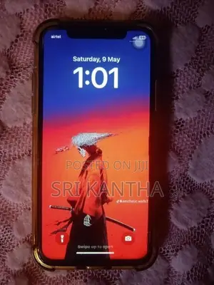 Apple iPhone X (Used)