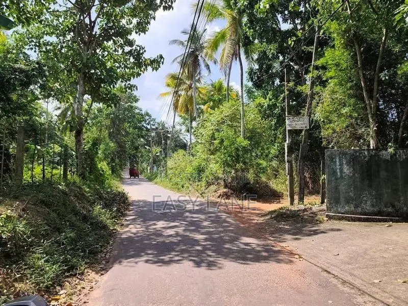 Land for Sale in Yakkala