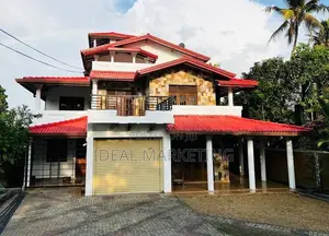 Piliyandala - Super Luxury House for Sale