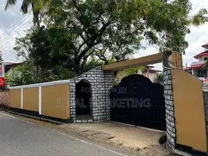 Piliyandala - Super Luxury House for Sale