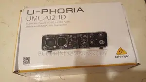 Behringer U-Phoria UMC202HD Audio Interface