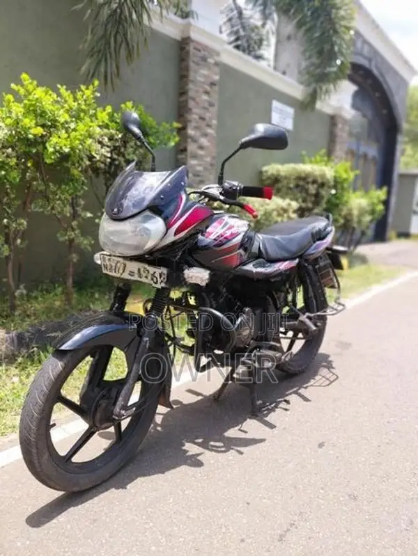 Bajaj Discover 2012