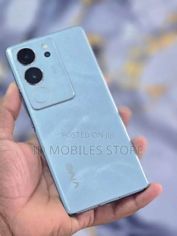 Vivo v29 8GB 128GB (Used)