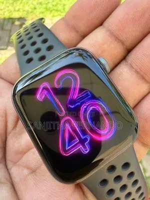 Apple Watch Series 5 (44mm)