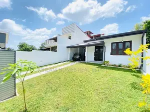 Brand New House for Sale in Athurugiriya – Prime Residential Area