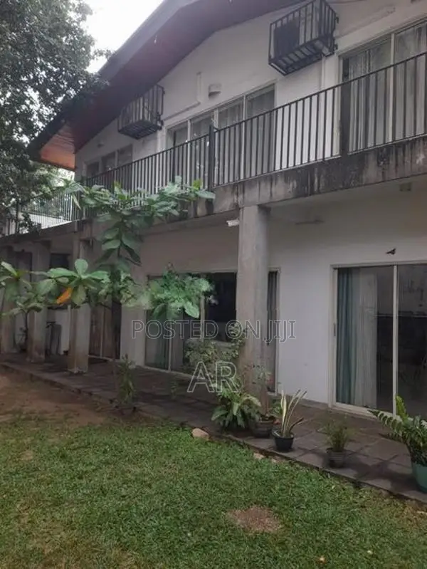 House for Sale in Near Jawatta Mosque, Colombo 5