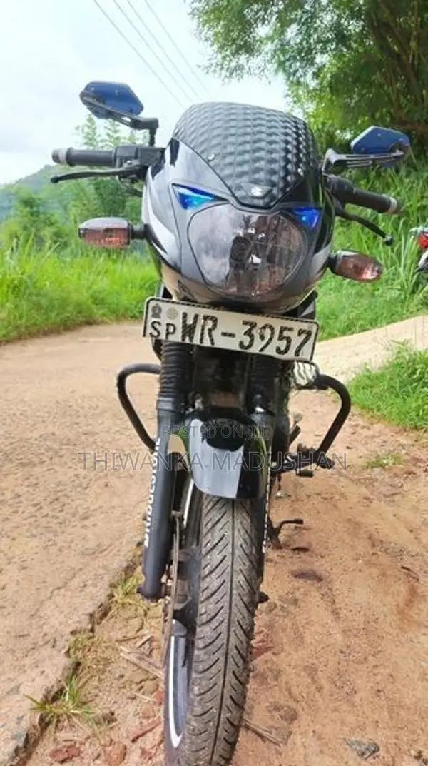 Bajaj Pulsar 150 2011