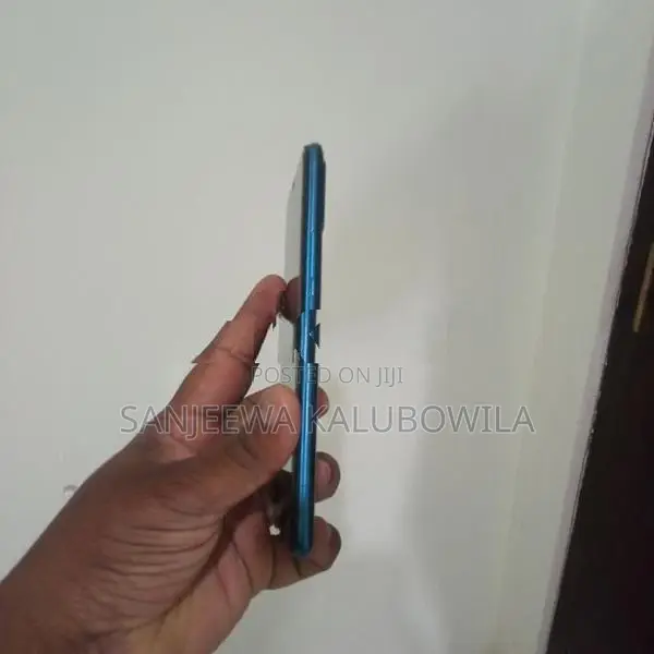 Infinix Hot 10 Play (Used)