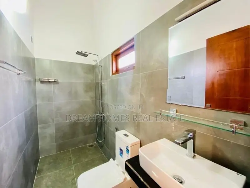 Brand New Single Storey House For Sale in Athurugiriya