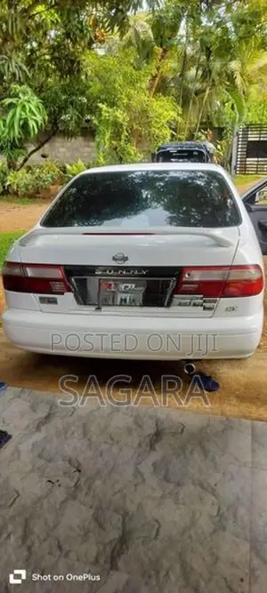 Nissan Sunny 1999