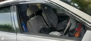 Nissan Sunny 1999
