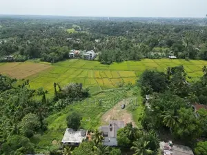 Premium Land for Sale Near Kahathuduwa Highway Entrance