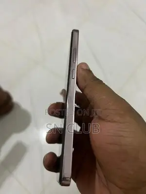Oppo F27 5G 8/128GB (Used)