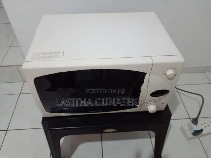 Microwave Oven