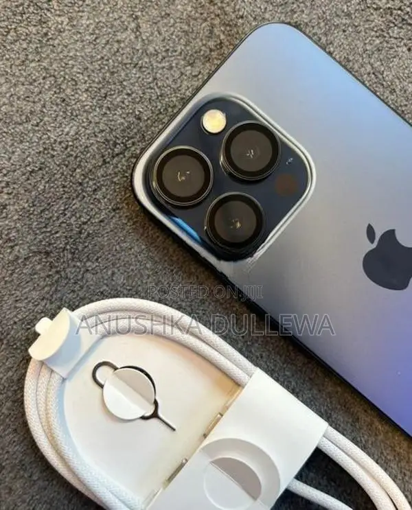 Apple iPhone 15 Pro 512GB (Used)