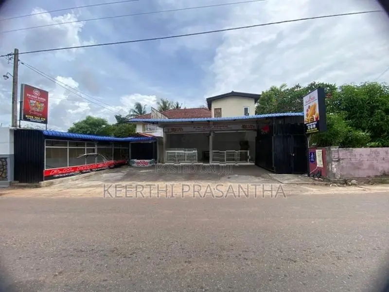 Road Facing Shop for Rent Kelaniya