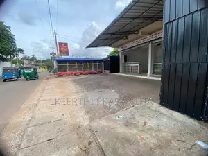 Road Facing Shop for Rent Kelaniya