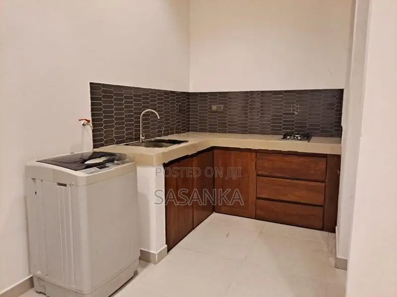 Semi Furnished 2-Room Unit for Rent – Battaramulla