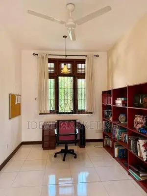 Colombo 05 - Luxury House for Rent