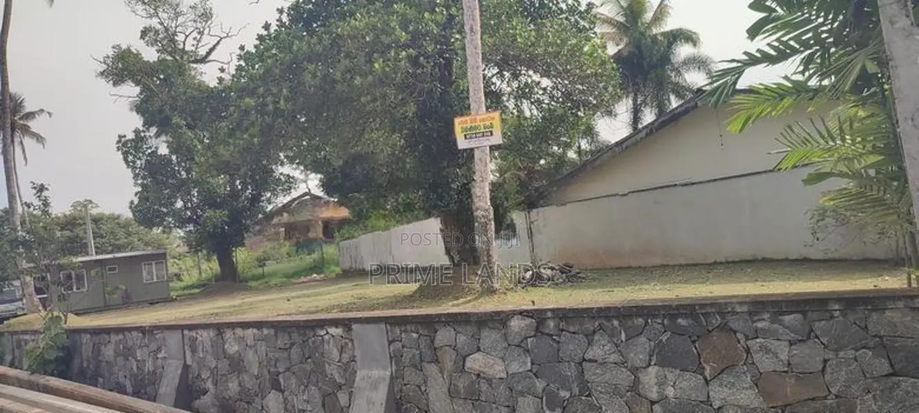 Kottawa , Malabe Bus Road Facing Commercial Land for Sale