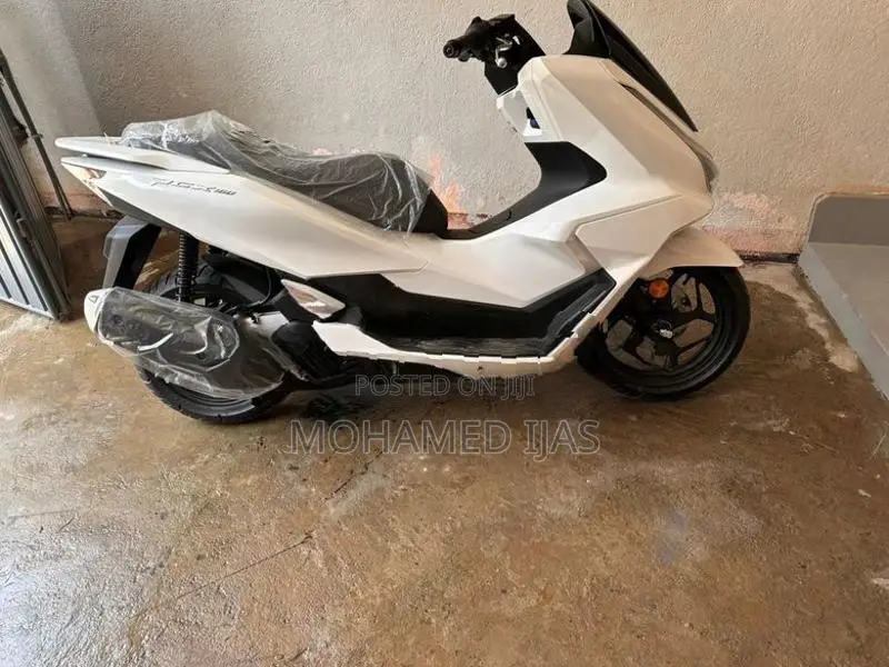 Honda PCX160 2025